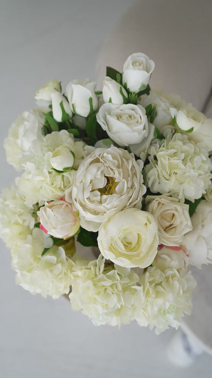The Delphine Mixed Florals