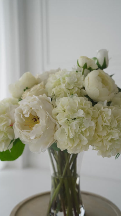The Delphine Mixed Florals